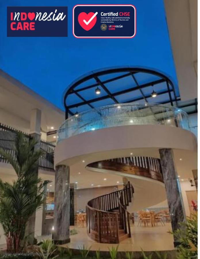 Grand Samota Hotel Sumbawa Екстериор снимка