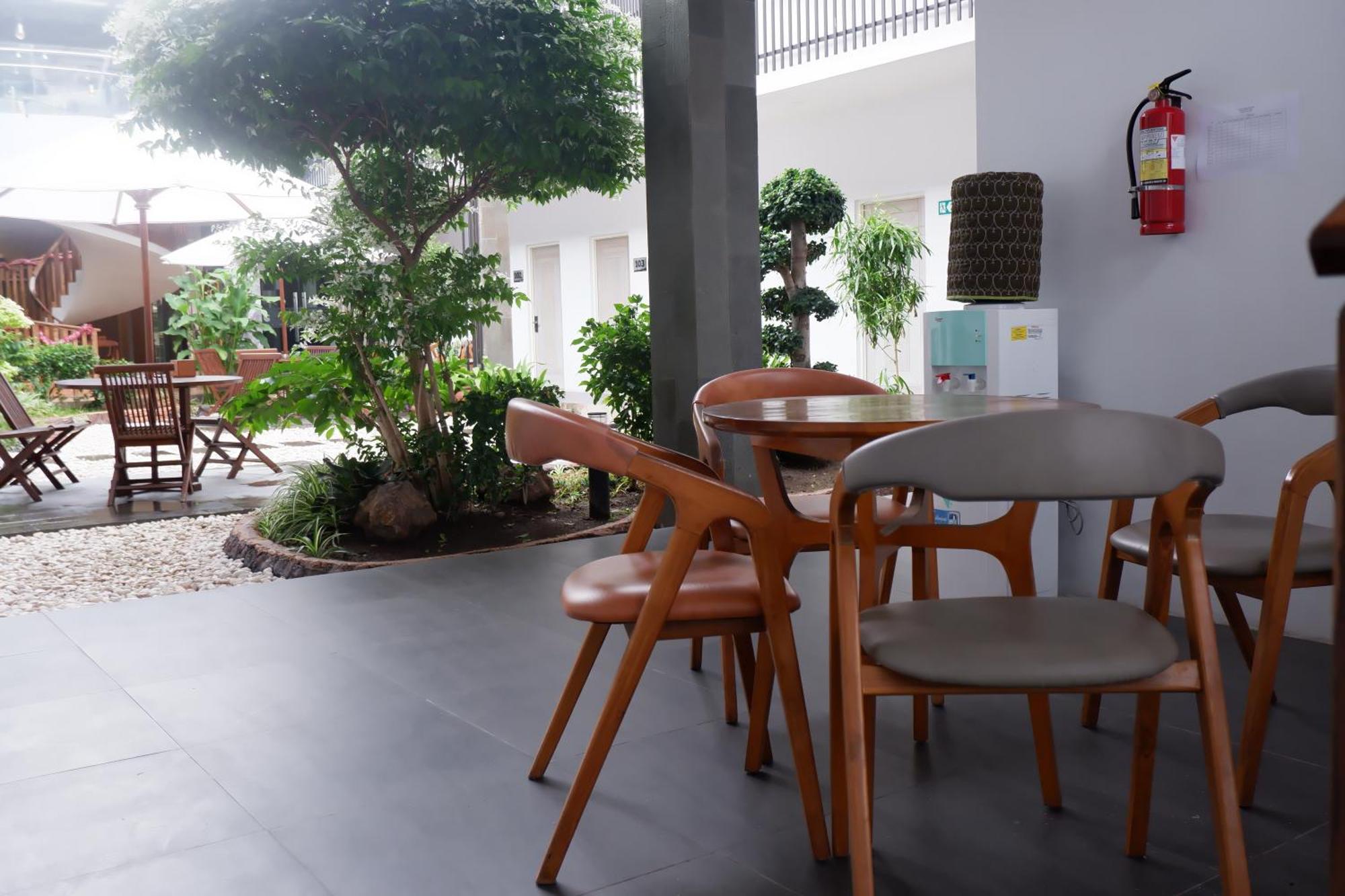 Grand Samota Hotel Sumbawa Екстериор снимка